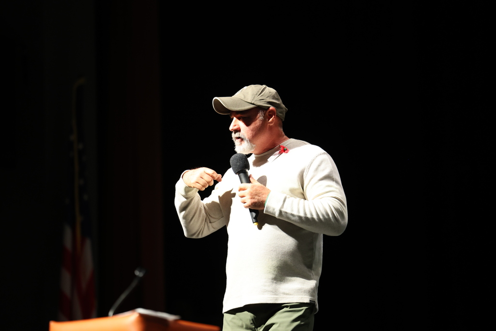 🇺🇸 Caldwell ISD was proud to honor our veterans today during programs at Caldwell High School and the Civic Center. Students from across the district — including the CHS Band, Honeybee Dance Team, Hornet Harmony Choir, and first grade music class — shared heartfelt performances to show appreciation for those who have served.  We are grateful for our veterans and their sacrifice. 💙 #CaldwellProud #CaldwellISD