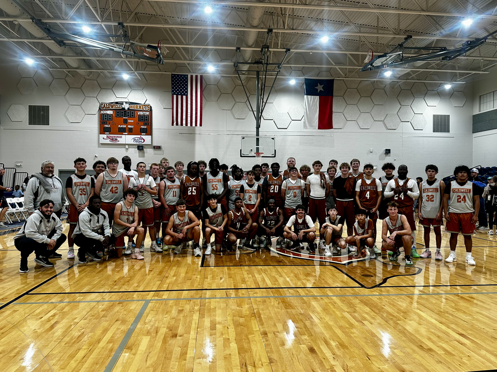 ๐ข๐น๐ฑ ๐ณ๐ฎ๐ฐ๐ฒ๐, ๐ป๐ฒ๐ ๐ฒ๐ป๐ฒ๐ฟ๐ด๐, ๐๐ฎ๐บ๐ฒ ๐๐ผ๐ฟ๐ป๐ฒ๐ ๐ฝ๐ฟ๐ถ๐ฑ๐ฒ! โงโห๐ๅฝกึด เฃช๐ค Our boys' basketball teams hit the court for the annual alumni scrimmage last night. #CaldwellProud #CaldwellISD