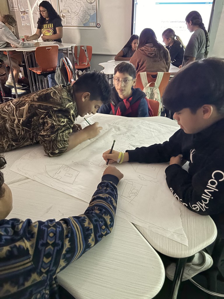 ๐บ๏ธ ๐ ๐ฎ๐ฝ๐ฝ๐ถ๐ป๐ด ๐ฆ๐ฝ๐ฎ๐ป๐ถ๐๐ต ๐๐ผ๐น๐ผ๐ป๐ถ๐ฎ๐น ๐ง๐ฒ๐
๐ฎ๐ Our Texas History students got hands-on with the past as they became mapmakers in Spanish colonial Texas! From planning settlements along El Camino Real to imagining life in early Texas, they explored how Spanish influence still impacts our state today. #CaldwellProud #CaldwellISD