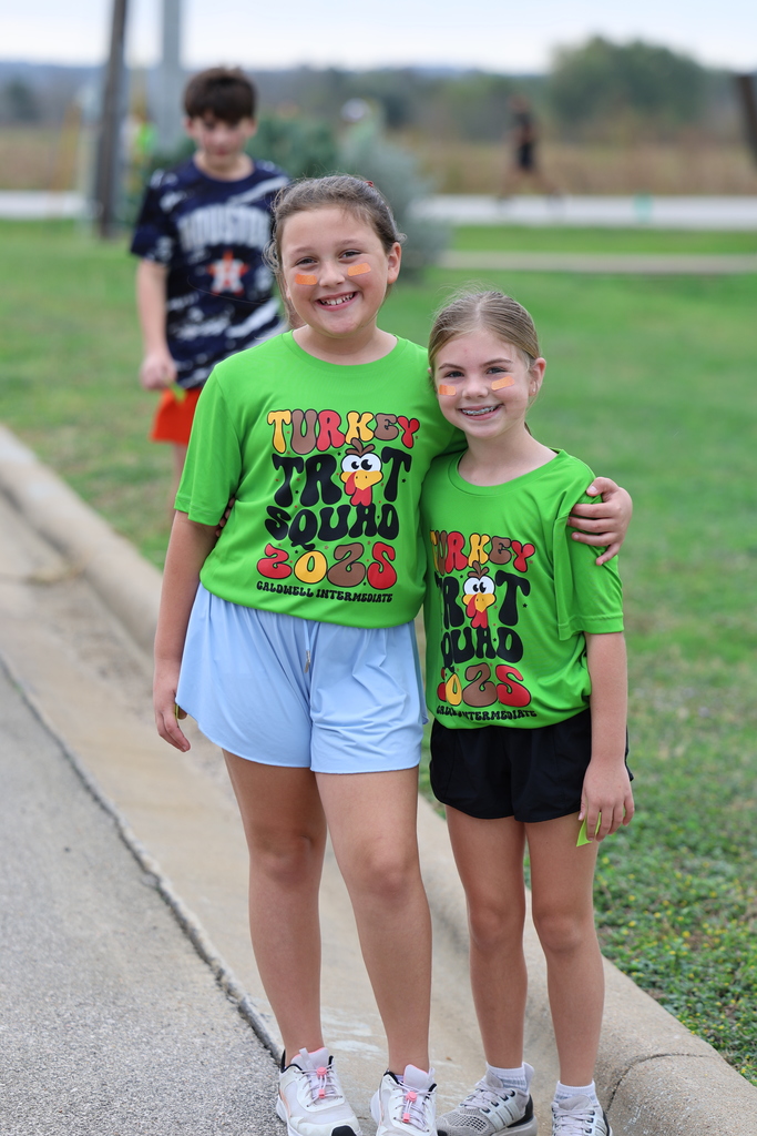 🦃 𝗧𝘂𝗿𝗸𝗲𝘆 𝗧𝗿𝗼𝘁 𝗙𝘂𝗻 𝗮𝘁 𝗖𝗜𝗦! Our Intermediate Hornets—and their parents—hit the trail today for the 𝗮𝗻𝗻𝘂𝗮𝗹 𝗧𝘂𝗿𝗸𝗲𝘆 𝗧𝗿𝗼𝘁! Lots of smiles, lots of steps, and of course… a special appearance by our very own “teacher turkeys”! #CaldwellProud #CaldwellISD