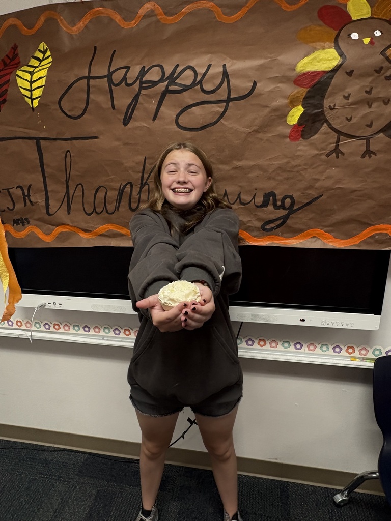 Thanksgiving may have passed, but we’re still thankful for moments like this! 🧡 CJH Theatre Arts students wrapped up November by creating a full Thanksgiving feast using their prop-making techniques — and the results were amazing! 🎭🦃 #CaldwellProud #CaldwellISD