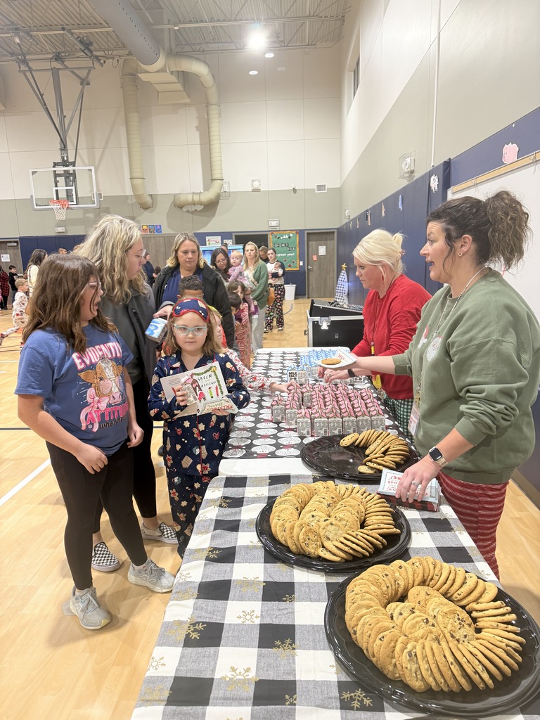  𝐒𝐧𝐮𝐠𝐠𝐥𝐲 𝐒𝐭𝐨𝐫𝐢𝐞𝐬 & 𝐒𝐰𝐞𝐞𝐭 𝐓𝐫𝐞𝐚𝐭𝐬! 