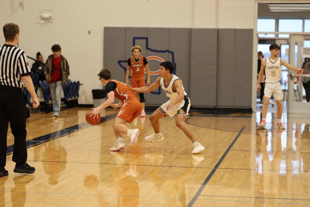 🏀🔥 Hornet Hoops at the Kolache Invitational! From Thursday through Saturday, our boys basketball teams are giving it their all in the Kolache Invitational. Lots of action, lots of spirit, and plenty to cheer about!  #CaldwellProud #CaldwellISD