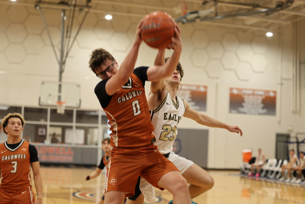 🏀🔥 Hornet Hoops at the Kolache Invitational! From Thursday through Saturday, our boys basketball teams are giving it their all in the Kolache Invitational. Lots of action, lots of spirit, and plenty to cheer about!  #CaldwellProud #CaldwellISD