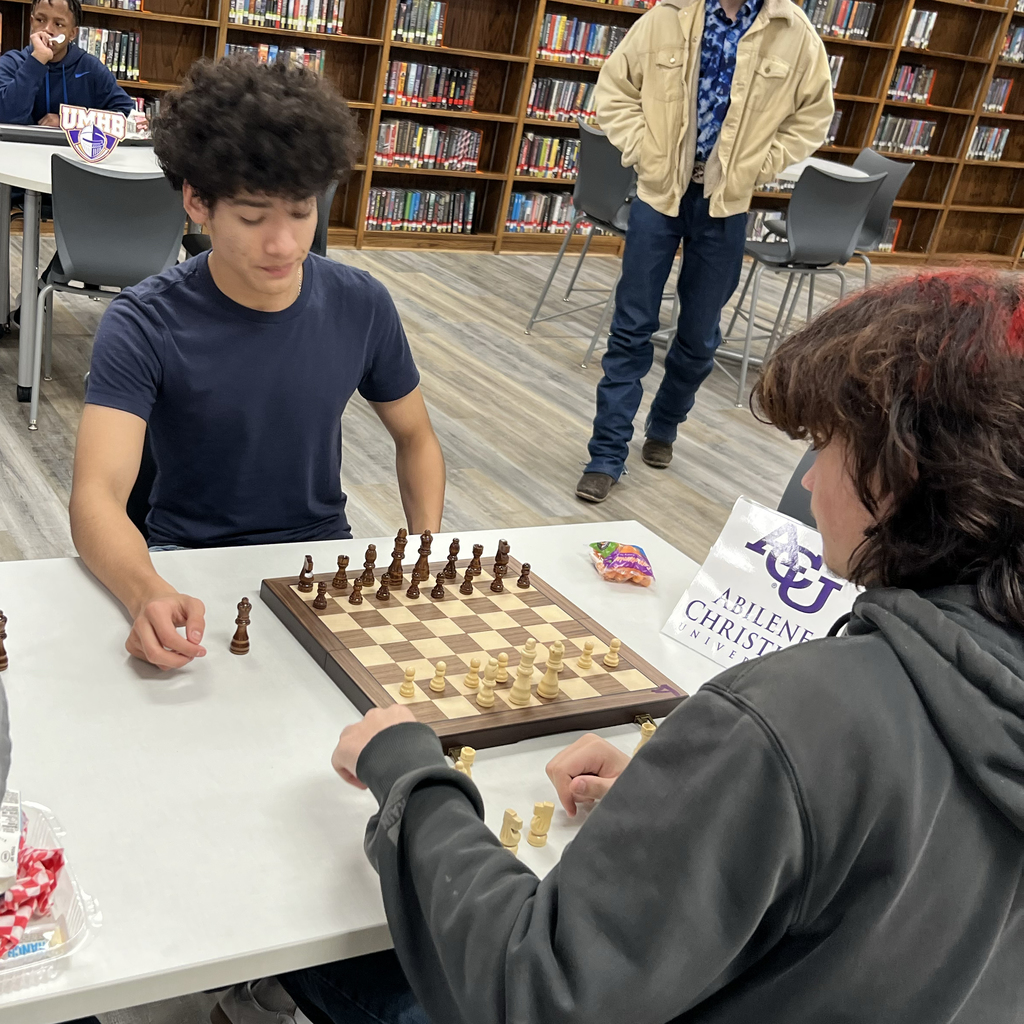 It must’ve been the World Chess Championship in the cafeteria today! ♟️😄 So many students showed up to play chess during lunch that competition—and concentration—were in full swing. Love seeing students using their break to challenge their minds! #CaldwellProud #CaldwellISD