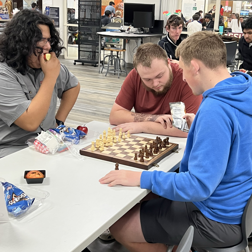 It must’ve been the World Chess Championship in the cafeteria today! ♟️😄 So many students showed up to play chess during lunch that competition—and concentration—were in full swing. Love seeing students using their break to challenge their minds! #CaldwellProud #CaldwellISD