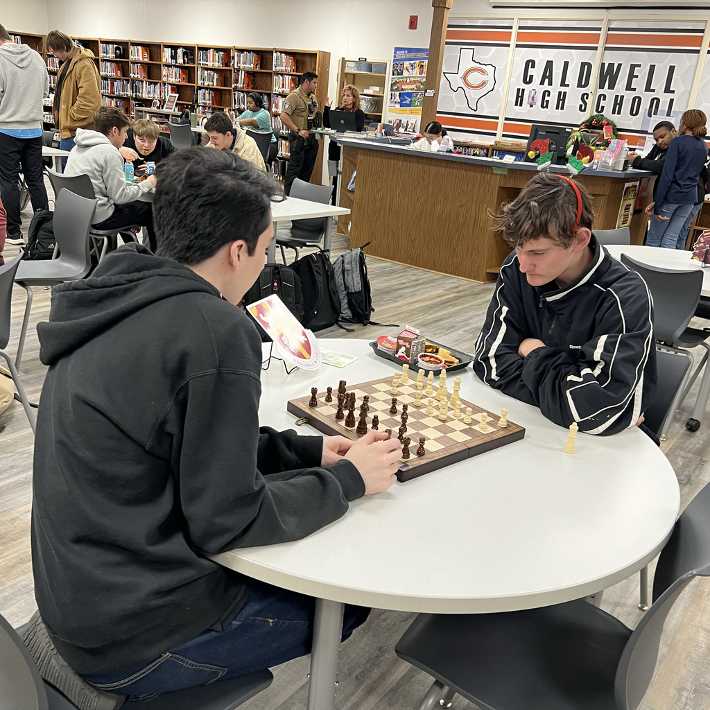 It must’ve been the World Chess Championship in the cafeteria today! ♟️😄 So many students showed up to play chess during lunch that competition—and concentration—were in full swing. Love seeing students using their break to challenge their minds! #CaldwellProud #CaldwellISD