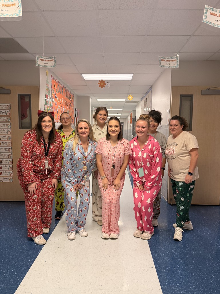’Twas the day before break, and pajamas filled the halls across the district! 🎄😂 These snapshots come from our Intermediate campus during today’s “𝐓𝐡𝐞 𝐍𝐢𝐠𝐡𝐭 𝐁𝐞𝐟𝐨𝐫𝐞 𝐂𝐡𝐫𝐢𝐬𝐭𝐦𝐚𝐬” 𝐏𝐉 𝐃𝐚𝐲. #CaldwellProud #CaldwellISD