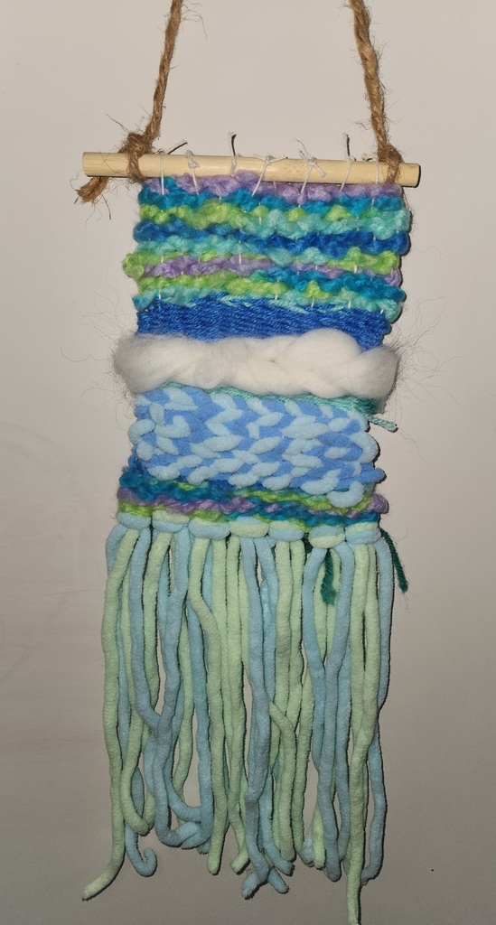 Creativity on full display in 7th grade art! 🧶✨ Students completed weaving projects using a variety of textures, colors, and techniques—each piece uniquely their own. We’re proud of the focus, patience, and craftsmanship that went into every design. #CaldwellProud #CaldwellISD