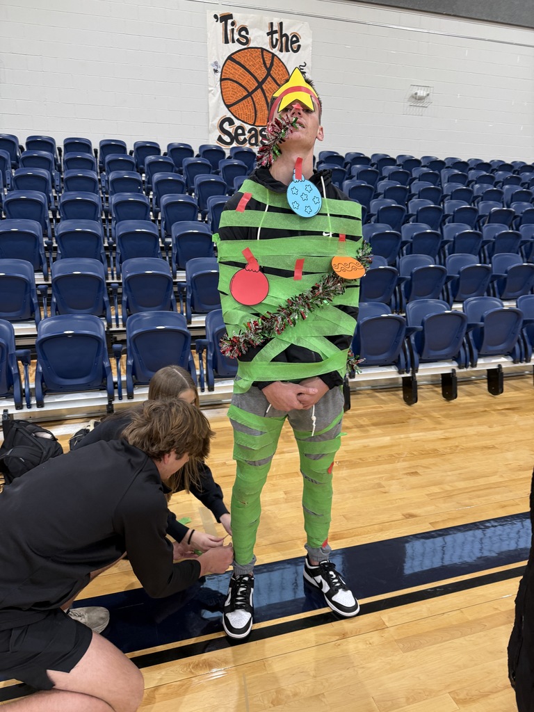 Christmas cheer was in full swing at the High School FCA Christmas party! 🎄✨ From decorating “Christmas trees” to some friendly competition in the gym, it was a fun-filled way to celebrate the season together.  #CaldwellProud #CaldwellISD
