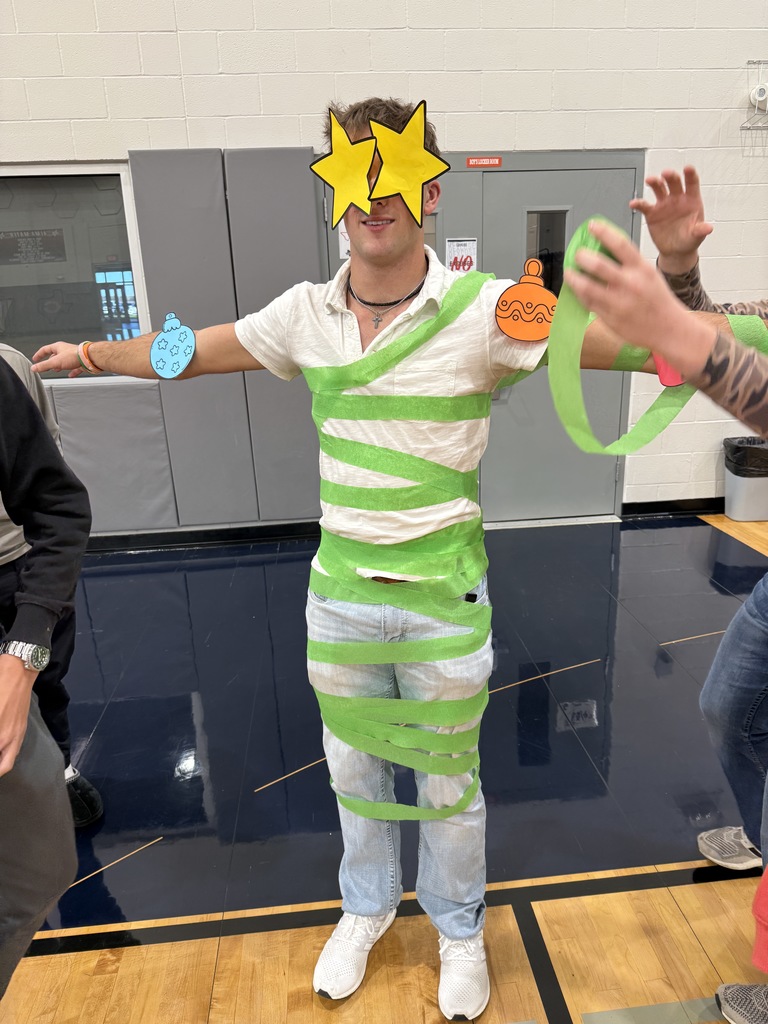 Christmas cheer was in full swing at the High School FCA Christmas party! 🎄✨ From decorating “Christmas trees” to some friendly competition in the gym, it was a fun-filled way to celebrate the season together.  #CaldwellProud #CaldwellISD