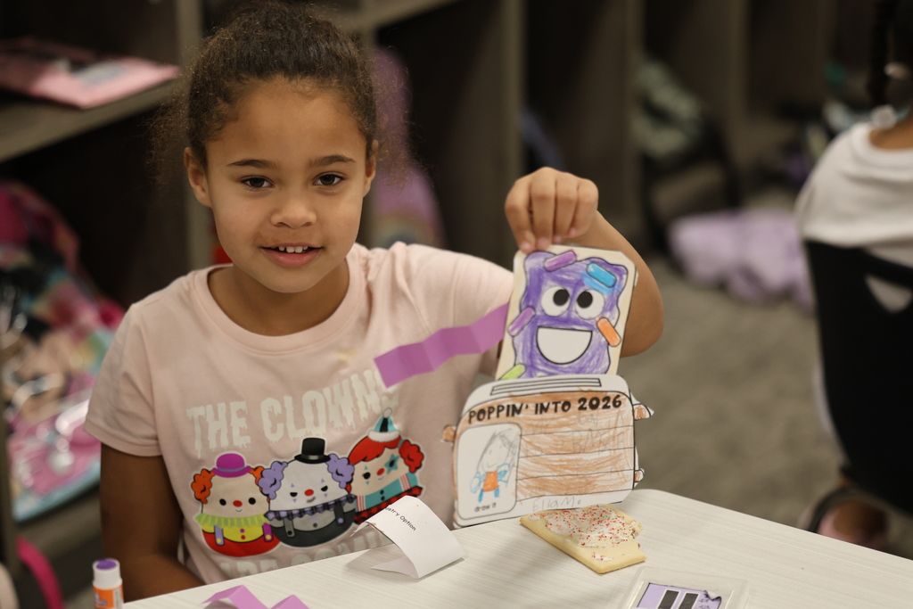 🎉 𝐏𝐨𝐩𝐩𝐢𝐧’ 𝐢𝐧𝐭𝐨 𝐭𝐡𝐞 𝐍𝐞𝐰 𝐘𝐞𝐚𝐫 𝐰𝐢𝐭𝐡 𝐛𝐢𝐠 𝐠𝐨𝐚𝐥𝐬! 🎉 Mrs. McNair’s kindergarteners shared their New Year goals and enjoyed a Pop-Tart while dreaming about what 2026 will bring. We love starting the year with smiles and sweet moments!  #CaldwellProud #CaldwellISD