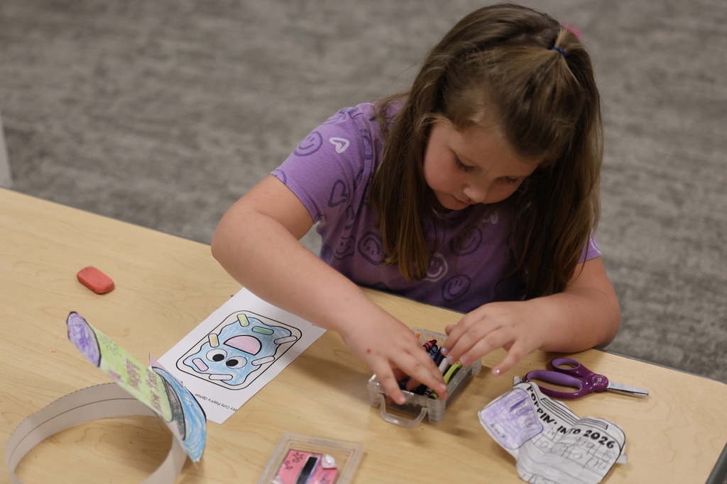 🎉 𝐏𝐨𝐩𝐩𝐢𝐧’ 𝐢𝐧𝐭𝐨 𝐭𝐡𝐞 𝐍𝐞𝐰 𝐘𝐞𝐚𝐫 𝐰𝐢𝐭𝐡 𝐛𝐢𝐠 𝐠𝐨𝐚𝐥𝐬! 🎉 Mrs. McNair’s kindergarteners shared their New Year goals and enjoyed a Pop-Tart while dreaming about what 2026 will bring. We love starting the year with smiles and sweet moments!  #CaldwellProud #CaldwellISD