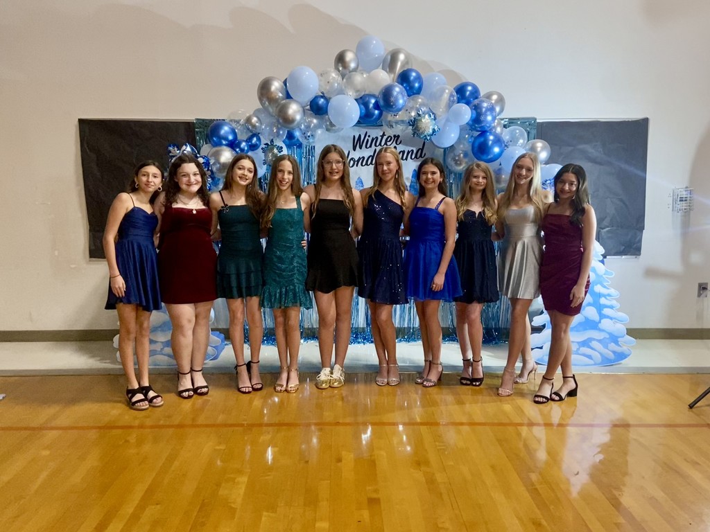 ❄️ Winter Wonderland magic at CJH! ❄️ Our students danced the night away with music, photos, and plenty of winter fun at the Winter Wonderland School Dance. A night full of memories and smiles! 🧡🤍