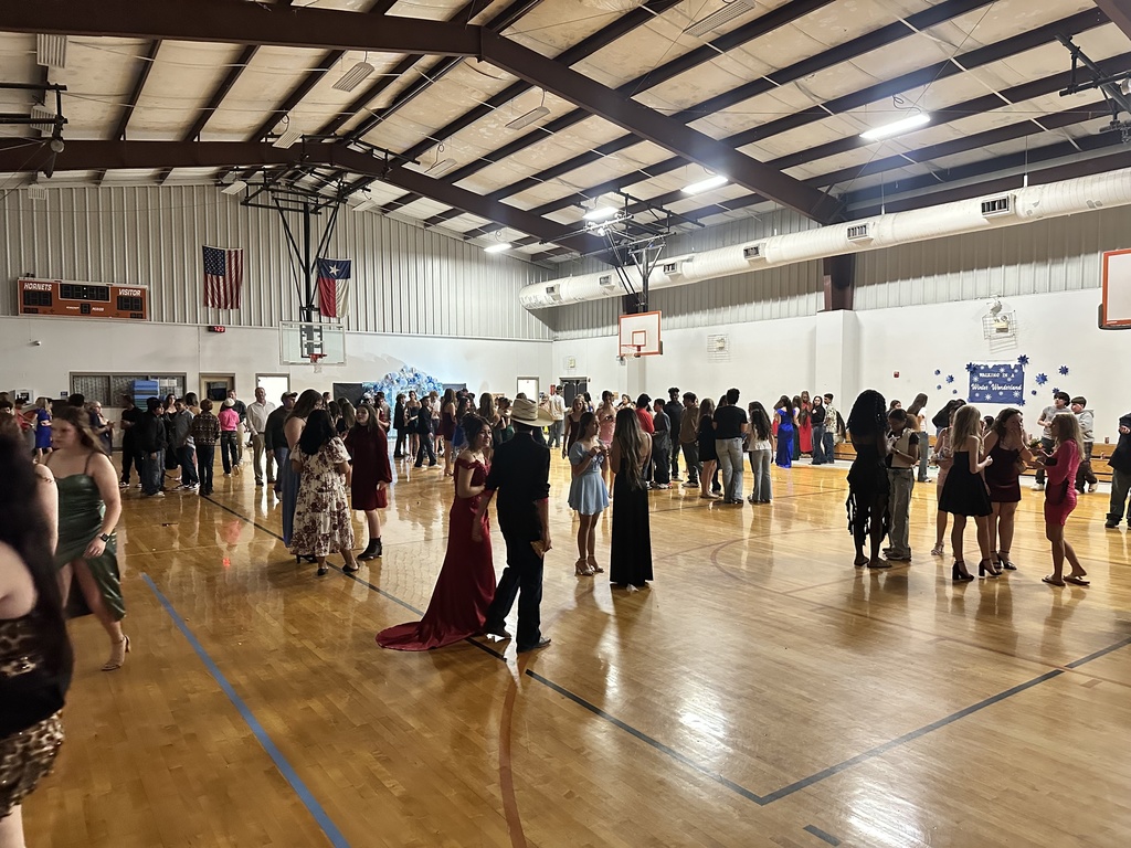 ❄️ Winter Wonderland magic at CJH! ❄️ Our students danced the night away with music, photos, and plenty of winter fun at the Winter Wonderland School Dance. A night full of memories and smiles! 🧡🤍