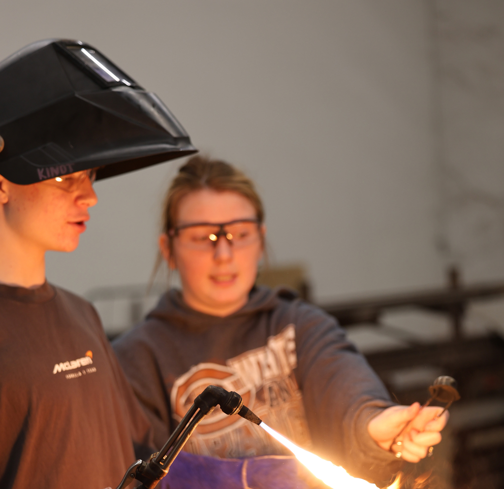 𝐇𝐚𝐧𝐝𝐬-𝐨𝐧 𝐥𝐞𝐚𝐫𝐧𝐢𝐧𝐠 𝐢𝐧 𝐚𝐜𝐭𝐢𝐨𝐧. 🔧🔥  Today in the ag shop, students were building skills through welding, precision work, and problem-solving—preparing for real-world careers 𝙤𝙣𝙚 𝙥𝙧𝙤𝙟𝙚𝙘𝙩 𝙖𝙩 𝙖 𝙩𝙞𝙢𝙚. #CaldwellProud #CaldwellISD