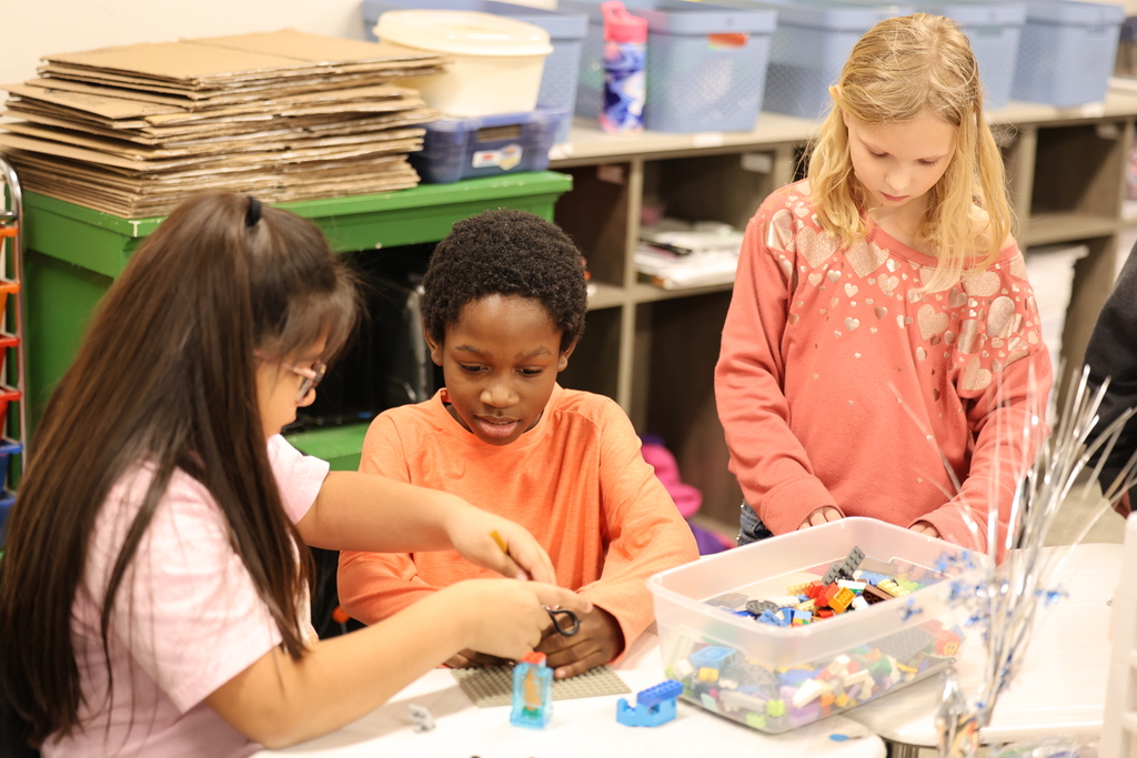 ✨ 𝗦𝗼 𝗚𝗼𝗼𝗱 𝘁𝗼 𝗕𝗲 𝗕𝗮𝗰𝗸! ✨ Back together after a couple of bad weather days, and it feels so good! Smiles, learning, and a great day back on campus.  #CaldwellProud #CaldwellISD
