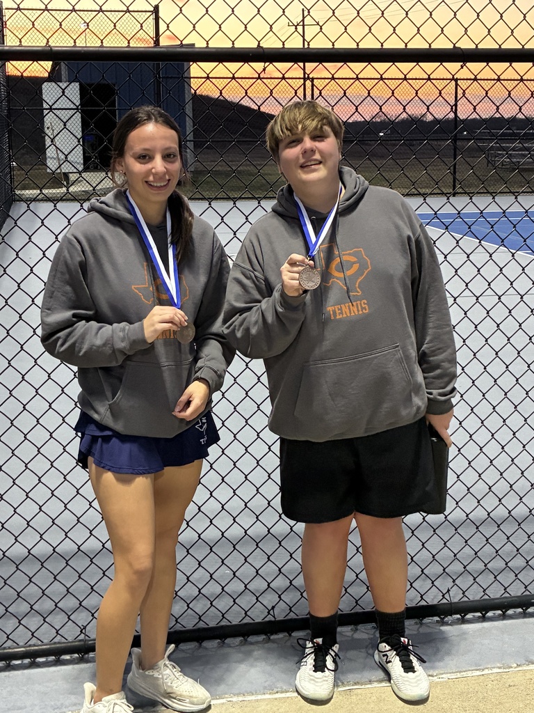 ๐พ ๐๐๐ซ๐ฌ๐ข๐ญ๐ฒ ๐๐๐ง๐ง๐ข๐ฌ ๐๐ก๐ข๐ง๐๐ฌ ๐ข๐ง ๐๐๐ฏ๐๐ฌ๐จ๐ญ๐! ๐พ Great showing today for our Varsity Hornets at the Navasota tournament! 1st & 2nd โ Boys Singles 1st & 3rd โ Boys Doubles 1st & 3rd โ Mixed Doubles 3rd โ Girls Doubles We are so proud of our student-athletes for their hard work and strong finishes on the court! #CaldwellProud #CaldwellISD