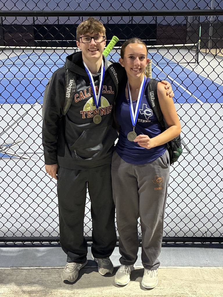 ๐พ ๐๐๐ซ๐ฌ๐ข๐ญ๐ฒ ๐๐๐ง๐ง๐ข๐ฌ ๐๐ก๐ข๐ง๐๐ฌ ๐ข๐ง ๐๐๐ฏ๐๐ฌ๐จ๐ญ๐! ๐พ Great showing today for our Varsity Hornets at the Navasota tournament! 1st & 2nd โ Boys Singles 1st & 3rd โ Boys Doubles 1st & 3rd โ Mixed Doubles 3rd โ Girls Doubles We are so proud of our student-athletes for their hard work and strong finishes on the court! #CaldwellProud #CaldwellISD