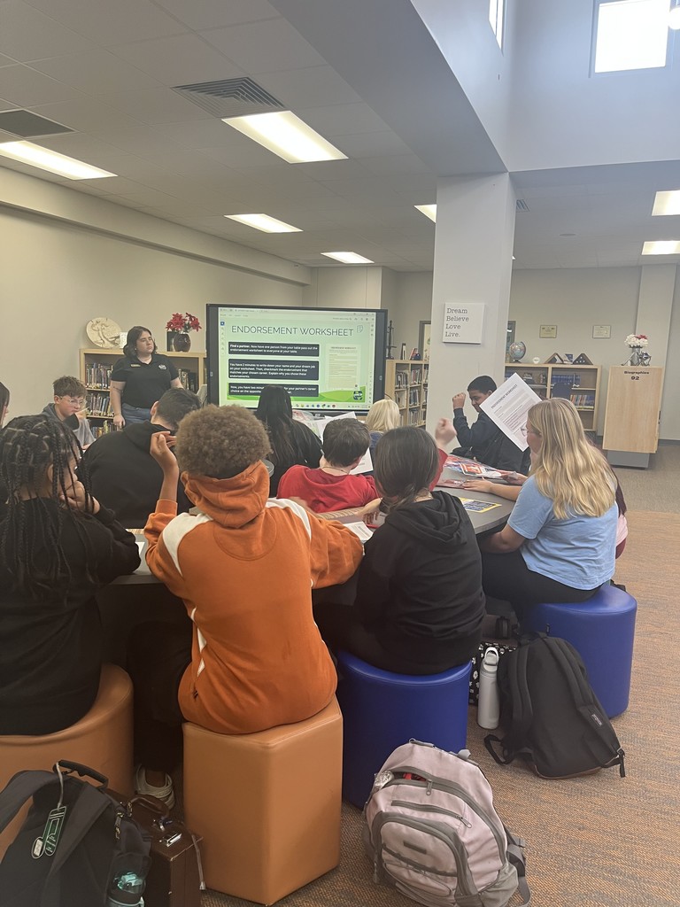 ๐ Preparing for the Transition to High School ๐ Last week, Caldwell Junior High 8th graders learned more about high school endorsements as they prepare for the transition to CHS. Thank you to Texas A&M University Office for Youth Engagement and LevelUp Texas for sharing valuable information to help students explore pathways and plan for their future.