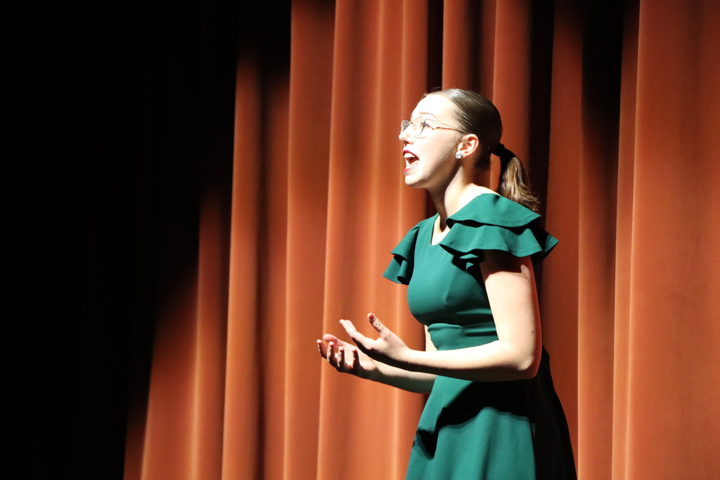 🎭✨ 𝗔 𝗚𝗿𝗲𝗮𝘁 𝗡𝗶𝗴𝗵𝘁 𝗳𝗼𝗿 𝘁𝗵𝗲 𝗔𝗿𝘁𝘀! ✨🎶  Last night’s Fine Arts Showcase was a beautiful celebration of the talent and hard work of our Caldwell ISD students. From start to finish, our performers and artists truly shined on stage!  Thank you to our directors, teachers, families, and community for supporting these amazing programs. We are so proud of our Hornets and the way they represent Caldwell with excellence. #CaldwellProud #CaldwellISD