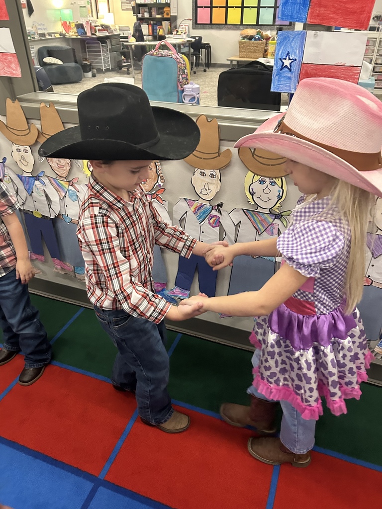 Yeehaw! 🤠  Kindergarten students celebrated the end of Texas Week with a Hoe-Down after reading Armadilly Chili and enjoying some chili together.  #CaldwellProud #CaldwellISD