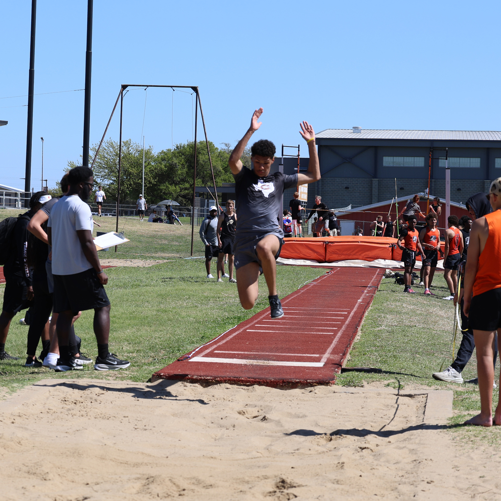 Yesterday was a special day at Hornet Stadium as we hosted the annua𝗛𝗮𝗽𝗽𝘆 𝗦𝗸𝗿𝗮𝗯𝗮𝗻𝗲𝗸 𝗥𝗲𝗹𝗮𝘆𝘀 track meet. 🧡  This annual meet is more than just competition—it’s a tribute to a coaching legend whose impact on Caldwell athletics is still felt today. From the track to the stands, it was a great day honoring that legacy while our Hornets competed with pride. #CaldwellProud #CaldwellISD