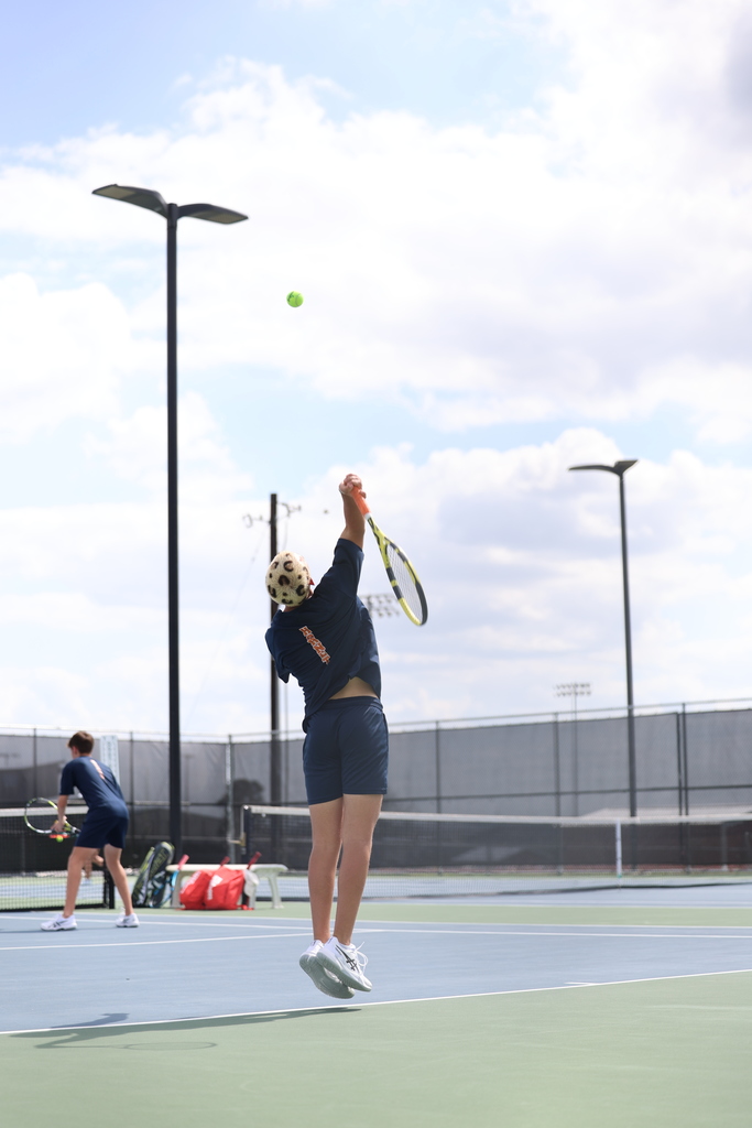 Hornet Tennis hosted a great day on the courts! 🎾🧡  Just a few snapshots from today’s Varsity Tournament—lots of great competition and effort from all of our players.  Tournament play is still underway… stay tuned for results! 👀 #CaldwellProud #CaldwellISD