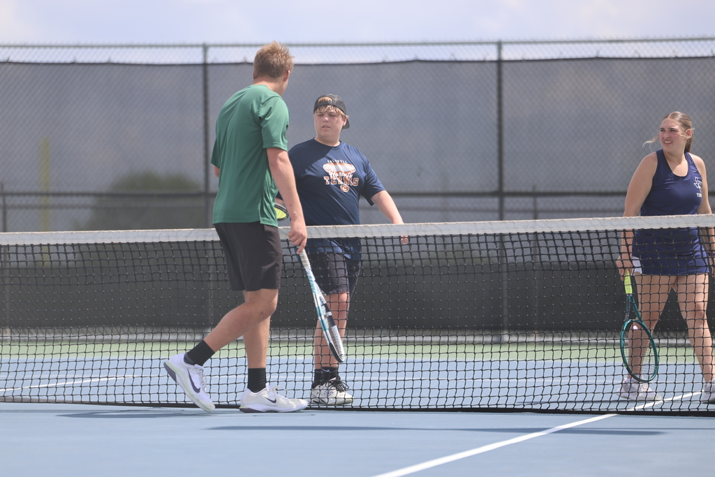 Hornet Tennis hosted a great day on the courts! 🎾🧡  Just a few snapshots from today’s Varsity Tournament—lots of great competition and effort from all of our players.  Tournament play is still underway… stay tuned for results! 👀 #CaldwellProud #CaldwellISD
