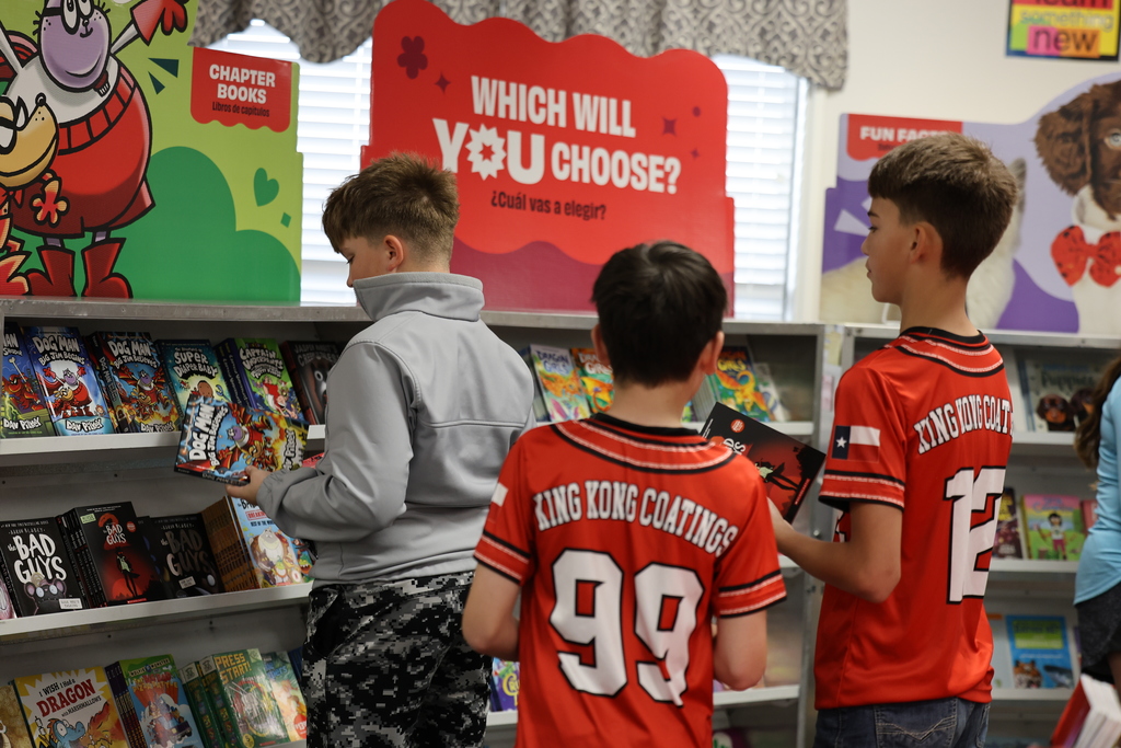 Caught some smiling faces at the CIS Book Fair this morning… safe to say these Hornets love to read! 📚🧡  Join us tonight for 𝗙𝗮𝗺𝗶𝗹𝘆 𝗚𝗮𝗺𝗲 𝗡𝗶𝗴𝗵𝘁 & 𝘁𝗵𝗲 𝗦𝗽𝗿𝗶𝗻𝗴 𝗕𝗼𝗼𝗸 𝗙𝗮𝗶𝗿! 🗓️ March 26 ⏰ 4:30–6:00 PM 📍 CIS Campus & Library  We hope to see you there! #CaldwellProud #CaldwellISD