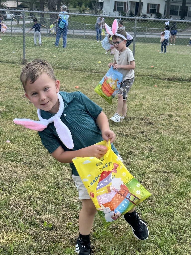 🐣 𝗘𝗴𝗴 𝗵𝘂𝗻𝘁𝘀 𝗮𝗻𝗱 𝗯𝗶𝗴 𝘀𝗺𝗶𝗹𝗲𝘀!  Our Pre-K Hornets had a hopping good time hunting Easter eggs today. These sweet moments are what make school so special! #CaldwellProud #CaldwellISD