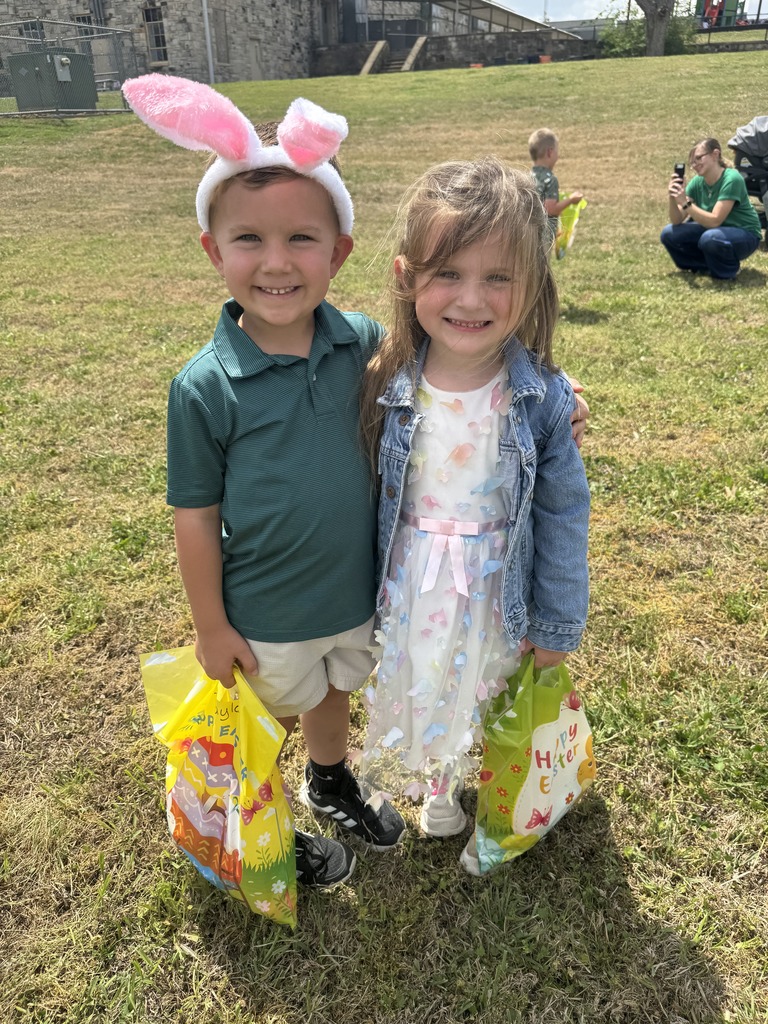 🐣 𝗘𝗴𝗴 𝗵𝘂𝗻𝘁𝘀 𝗮𝗻𝗱 𝗯𝗶𝗴 𝘀𝗺𝗶𝗹𝗲𝘀!  Our Pre-K Hornets had a hopping good time hunting Easter eggs today. These sweet moments are what make school so special! #CaldwellProud #CaldwellISD