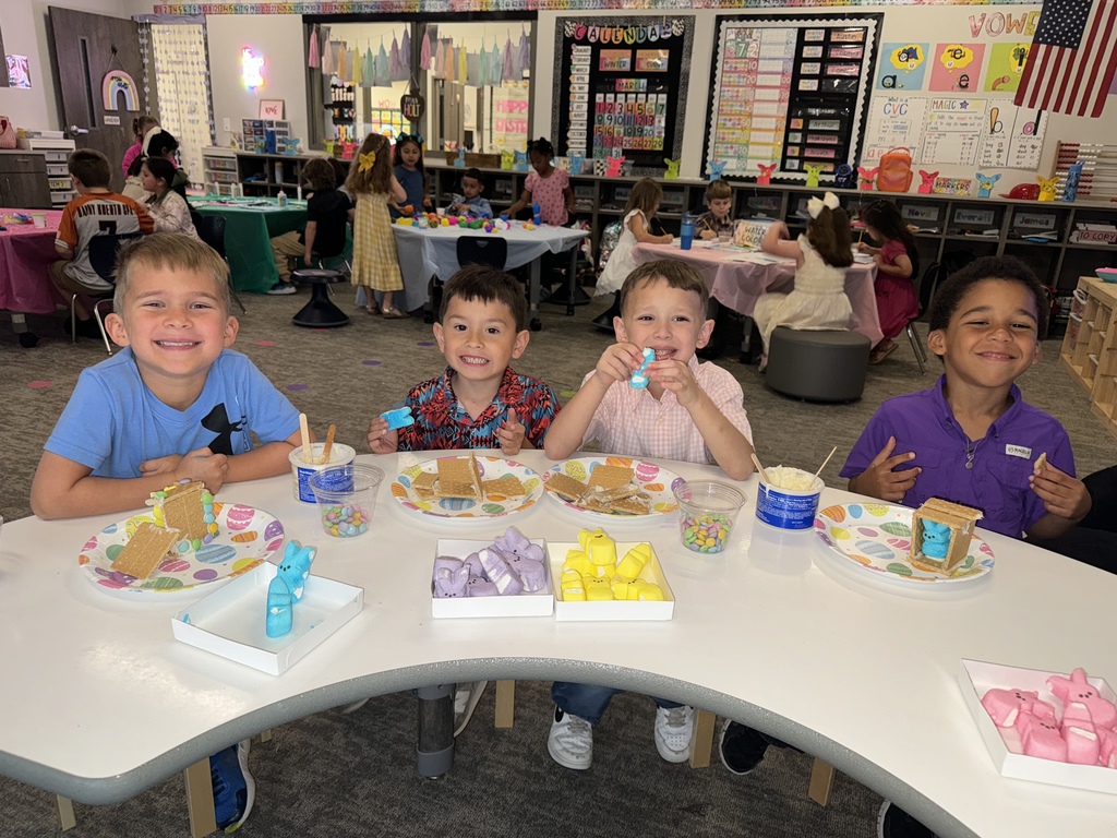 Kindergarten + Easter = the cutest combo 🐰💐  From crafts to sweet treats, these students had a blast rotating through their Easter stations! #CaldwellProud #CaldwellISD