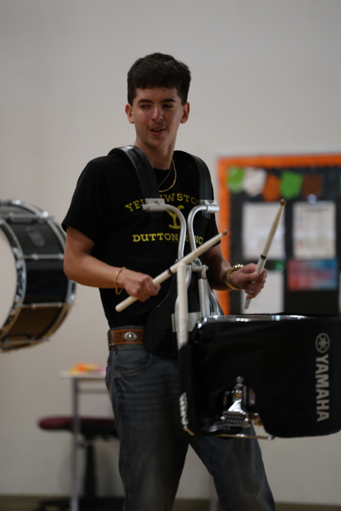 A little late, but too good not to share…  CIS brought the energy at last week’s STAAR pep rally! From glow gear to dance moves, our students and staff are READY to shine. ✨ #CaldwellProud #CaldwellISD