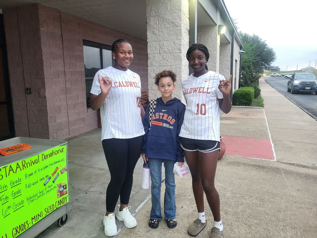 Serving smiles this morning… bringing the heat tomorrow 🔥  Our Lady Hornets kicked off the day at CIS opening car doors and greeting students—because that’s what it means to be a Hornet.  Next stop: PLAYOFFS. 🥎 Round 1 starts tomorrow—let’s go!! #CaldwellProud #CaldwellISD