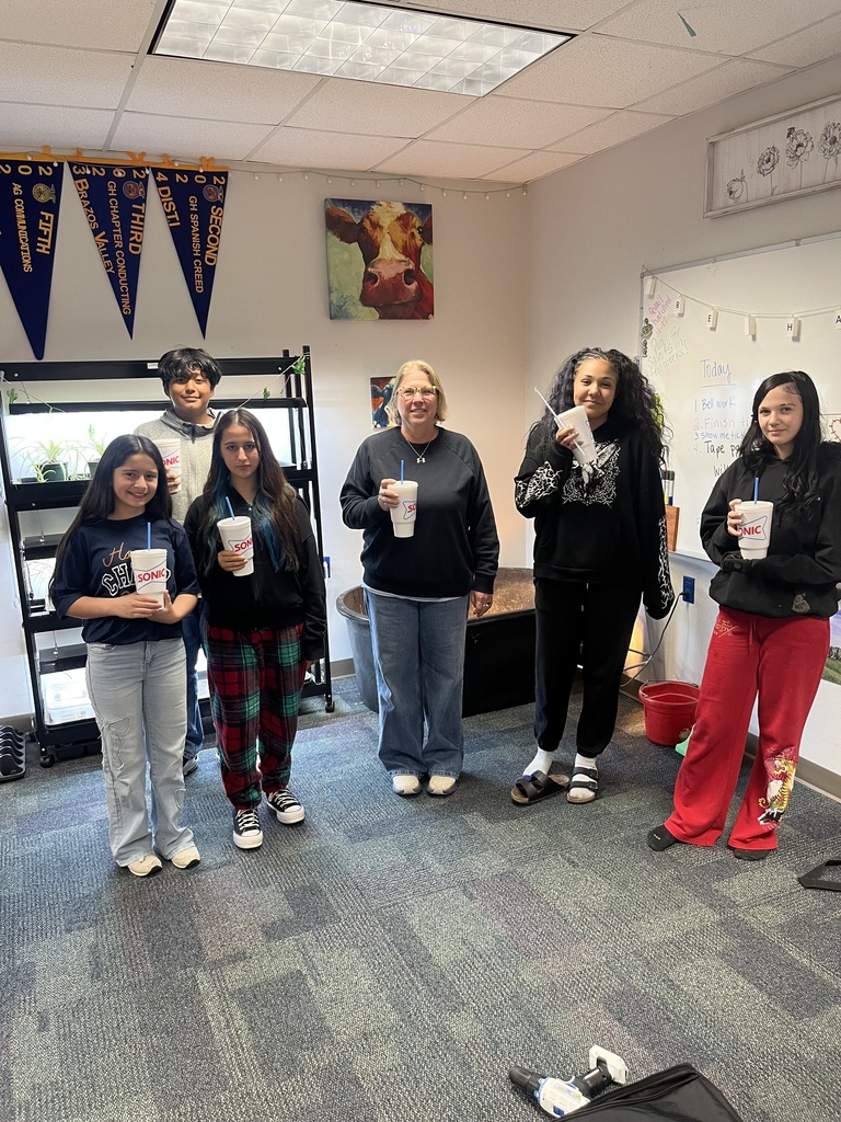 Showing up pays off! 💪 Shoutout to Mrs. Hick’s 7th period for taking the top spot in March attendance at CJH—celebrating with some well-earned Sonic drinks! 🥤  #CaldwellProud #CaldwellISD