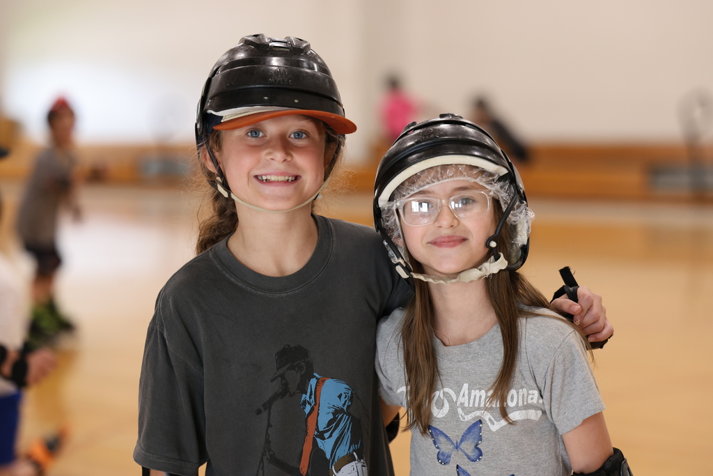 Rolling into fun in Intermediate PE! 🛼 Students are working through their skating unit—building balance, confidence, and maybe a few new tricks along the way!  #CaldwellProud #CaldwellISD