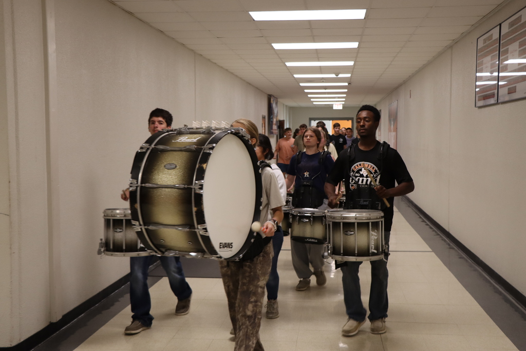 Good luck to sophomore Landon Vykukal as he competes today at the UIL State Tennis Tournament! 🎾👏  Yesterday, the CHS campus gave Landon a special send-off filled with support from the band, cheerleaders, tennis team, family, and friends as he headed to compete on the biggest stage in Texas high school tennis.  We are proud of the hard work and dedication that brought him to this moment and can’t wait to cheer him on today. Good luck, Landon! Bring home some hardware! 🧡🖤  #CaldwellProud #CaldwellISD