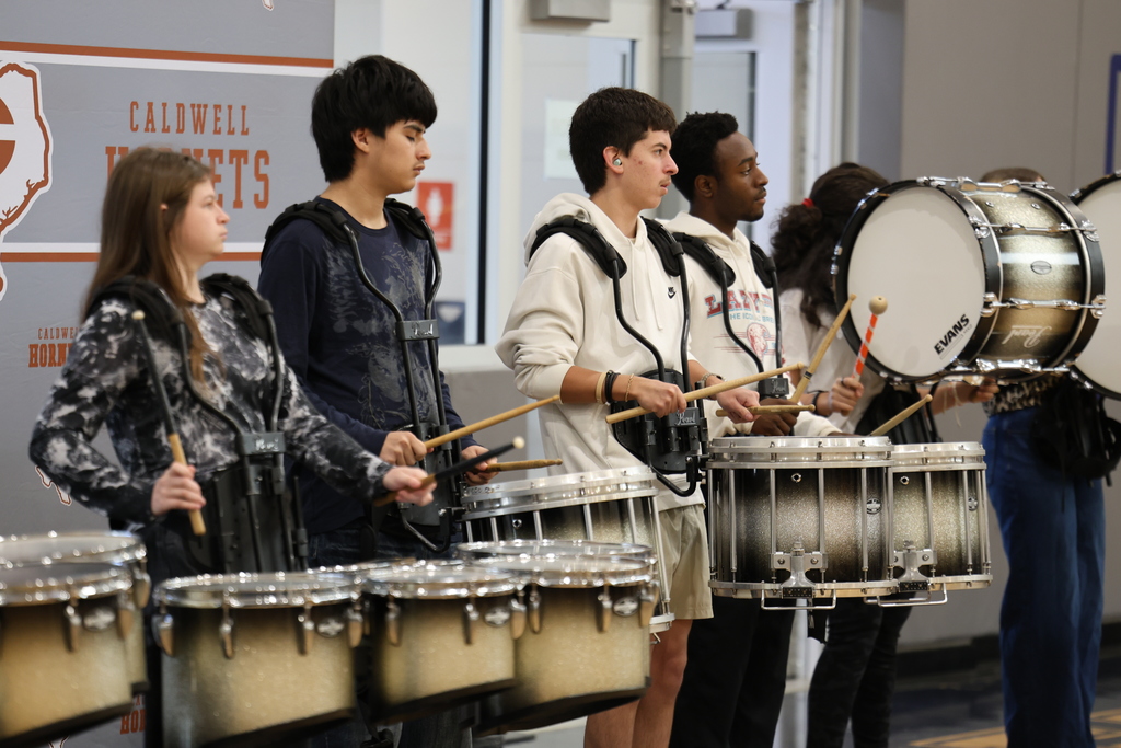 🎵 𝐓𝐚𝐤𝐢𝐧𝐠 𝐭𝐡𝐞𝐢𝐫 𝐭𝐚𝐥𝐞𝐧𝐭𝐬 𝐭𝐨 𝐭𝐡𝐞 𝐧𝐞𝐱𝐭 𝐥𝐞𝐯𝐞𝐥 🎵  Congratulations to these talented CHS Band students who officially signed today to continue their musical journeys at the collegiate level! 👏 🎺 𝗕𝗿𝗼𝗱𝘆 𝗕𝗲𝗹𝗹𝗴 – 𝗨𝗻𝗶𝘃𝗲𝗿𝘀𝗶𝘁𝘆 𝗼𝗳 𝗡𝗼𝗿𝘁𝗵 𝗧𝗲𝘅𝗮𝘀 (𝗧𝗿𝗼𝗺𝗯𝗼𝗻𝗲) 🎼 𝗛𝗮𝘆𝗱𝗲𝗻 𝗠𝗶𝘁𝗰𝗵𝗲𝗹𝗹 – 𝗞𝗶𝗹𝗴𝗼𝗿𝗲 𝗖𝗼𝗹𝗹𝗲𝗴𝗲 (𝗧𝘂𝗯𝗮) 🎼 𝗪𝗮𝘆𝗹𝗼𝗻 𝗢𝘄𝗲𝗻𝘀 – 𝗕𝗹𝗶𝗻𝗻 𝗖𝗼𝗹𝗹𝗲𝗴𝗲 (𝗧𝘂𝗯𝗮)  We are proud of their hard work, dedication, and the countless hours they’ve invested in their craft throughout their time at Caldwell ISD. Best of luck as you continue making music at the next level! 🧡🎵 #CaldwellProud #CaldwellISD