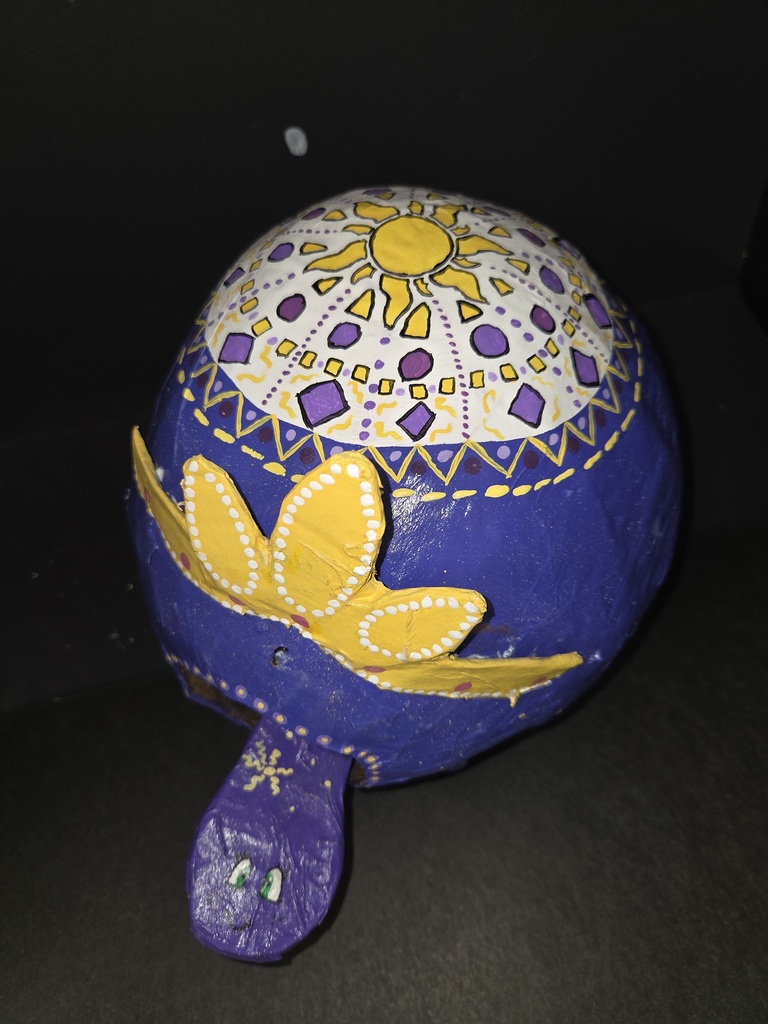 Bright colors, bold creativity, and lots of imagination! ๐จ๐ฆ Our 8th grade art students recently wrapped up their final art project by creating traditional ๐ ๐ฒ๐
๐ถ๐ฐ๐ฎ๐ป ๐๐ผ๐น๐ธ ๐๐ฟ๐ ๐๐ก๐๐๐ง๐๐๐๐จ โ colorful, imaginative creatures inspired by Mexican culture and artistry. Each piece was uniquely designed and showcased the creativity and talent of our Hornets! #CaldwellProud #CaldwellISD