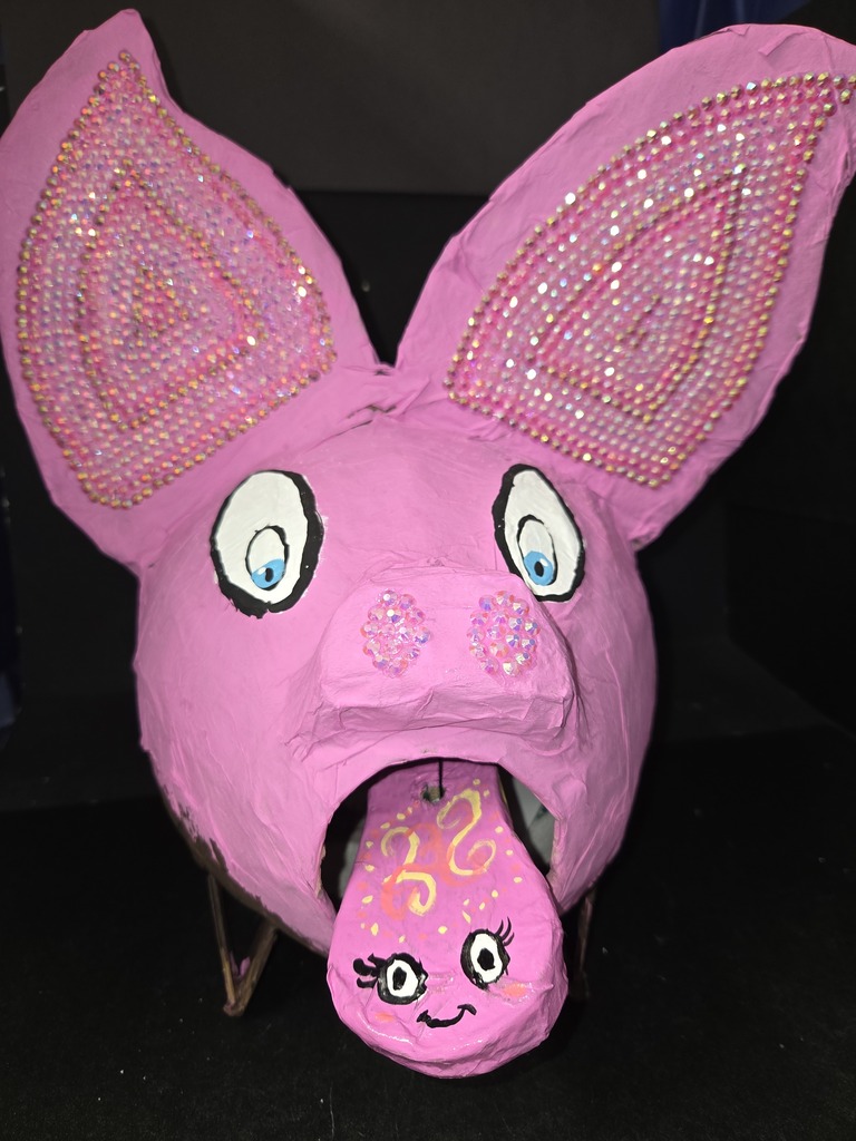 Bright colors, bold creativity, and lots of imagination! ๐จ๐ฆ Our 8th grade art students recently wrapped up their final art project by creating traditional ๐ ๐ฒ๐
๐ถ๐ฐ๐ฎ๐ป ๐๐ผ๐น๐ธ ๐๐ฟ๐ ๐๐ก๐๐๐ง๐๐๐๐จ โ colorful, imaginative creatures inspired by Mexican culture and artistry. Each piece was uniquely designed and showcased the creativity and talent of our Hornets! #CaldwellProud #CaldwellISD