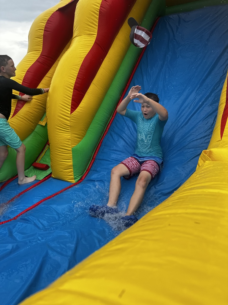 Sunshine, water games, field day fun, and lots of smiles made for a GREAT day at CIS! โ๏ธ๐ฆ Our Intermediate Hornets enjoyed an exciting Field & Water Day filled with laughter, friendly competition, and fun with classmates and teachers. These are the memories that make the final days of school so special! #CaldwellProud #CaldwellISD