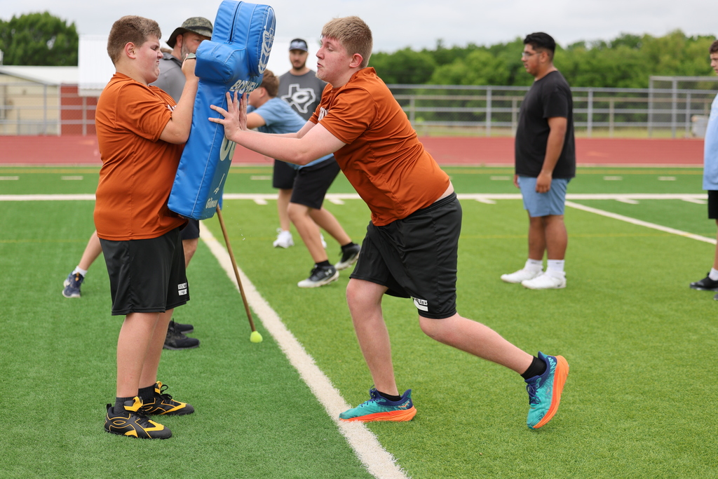 Future Hornets putting in the work this summer! 🏈🧡  We had a great turnout at Hornet Football Camp today and loved seeing all the energy, effort, and excitement out on the field!  There’s still time to sign up for more Caldwell ISD summer camps: https://www.caldwellschools.net/page/athletic-summer-camps  #CaldwellProud #CaldwellISD
