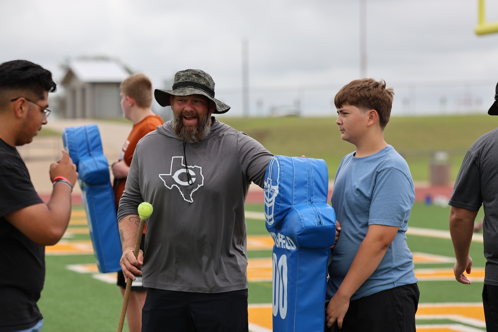 Future Hornets putting in the work this summer! 🏈🧡  We had a great turnout at Hornet Football Camp today and loved seeing all the energy, effort, and excitement out on the field!  There’s still time to sign up for more Caldwell ISD summer camps: https://www.caldwellschools.net/page/athletic-summer-camps  #CaldwellProud #CaldwellISD