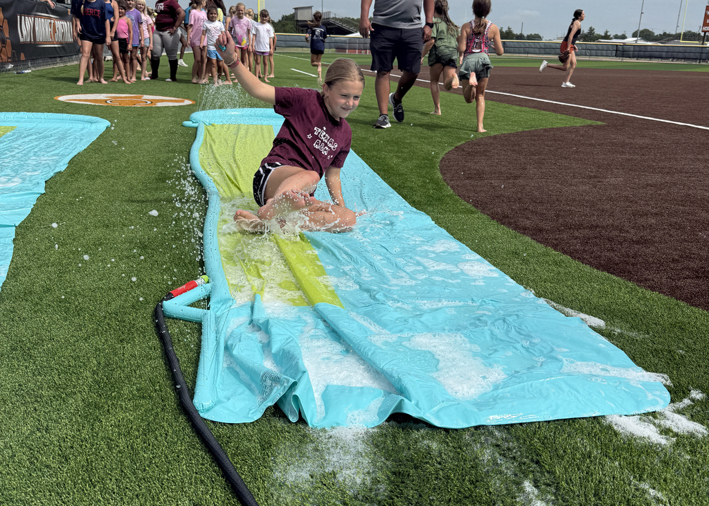 Sunshine, softball, and a slip 'n slide! ☀️🥎💦  Our future Lady Hornets wrapped up Softball Camp today with plenty of smiles and a well-earned cool down. Thanks to all of the campers and coaches for a great week!  #CaldwellProud #CaldwellISD