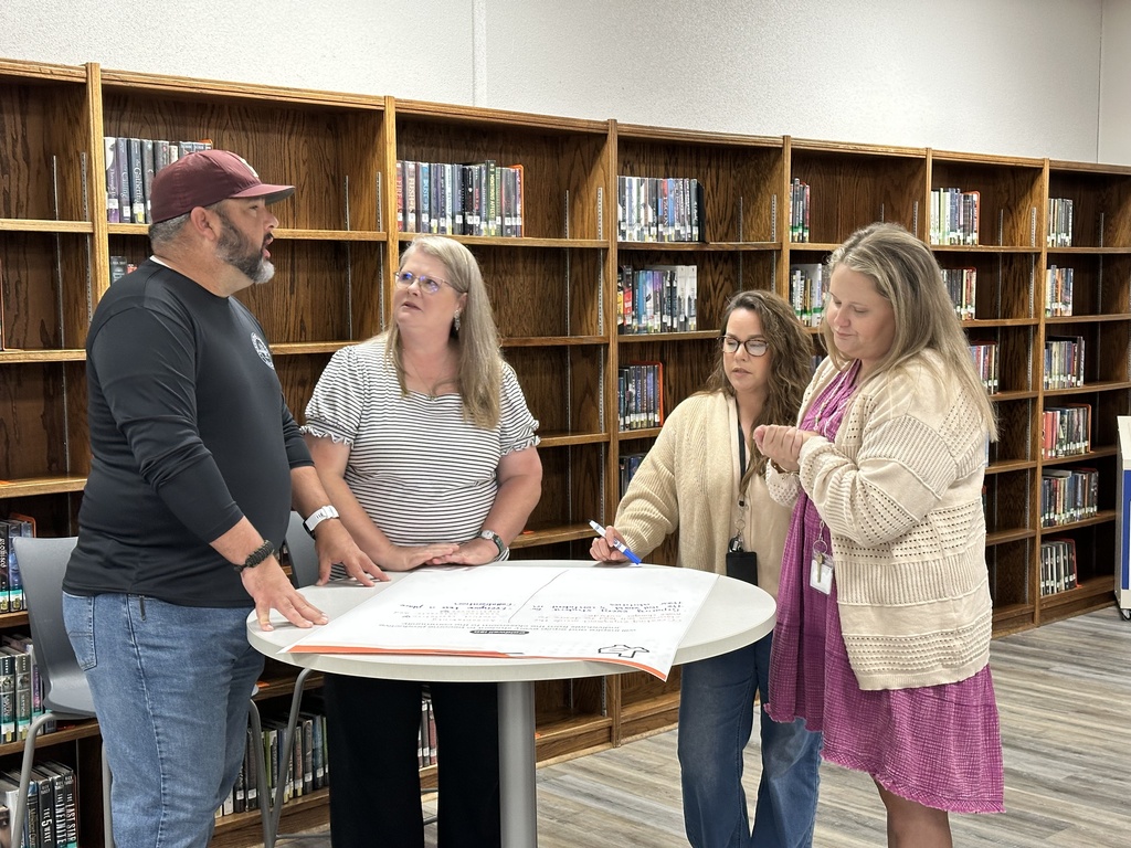 𝐎𝐮𝐫 𝐇𝐨𝐫𝐧𝐞𝐭 𝐟𝐚𝐦𝐢𝐥𝐲 𝐢𝐬 𝐠𝐫𝐨𝐰𝐢𝐧𝐠! 🧡  We were excited to welcome our newest teachers to Caldwell ISD yesterday for New Teacher Academy. Here's to new beginnings, new friendships, and a fantastic school year ahead!  Welcome to the Hornet family!  #CaldwellProud #CaldwellISD