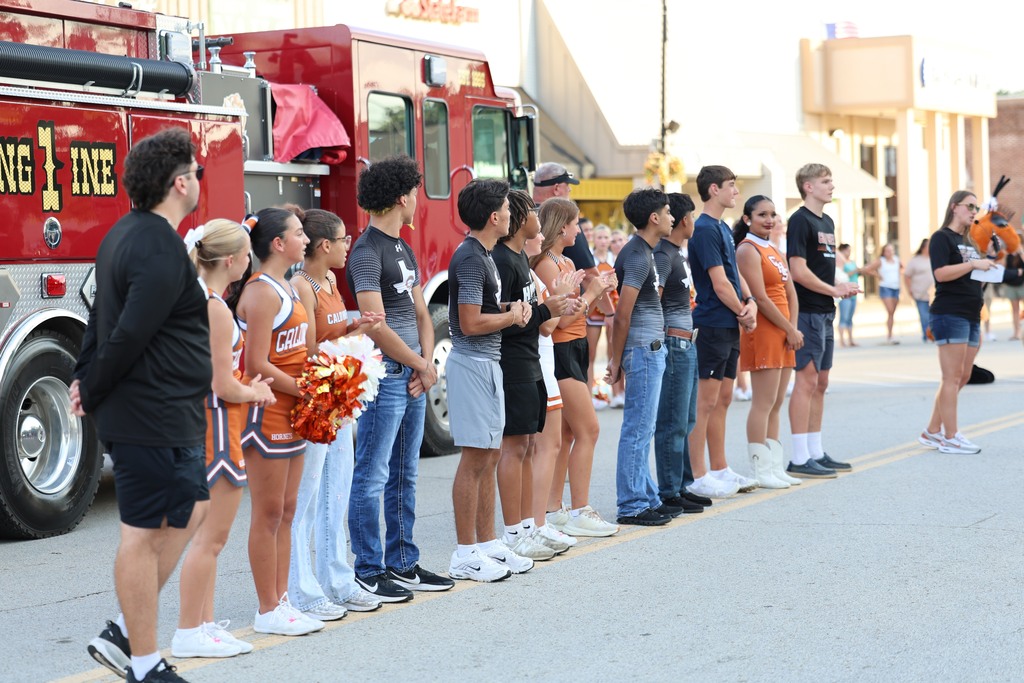 𝐎𝐧𝐞 𝐜𝐨𝐦𝐦𝐮𝐧𝐢𝐭𝐲. 𝐎𝐧𝐞 𝐭𝐞𝐚𝐦.  Thank you to everyone who joined us for 𝗠𝗲𝗲𝘁 𝘁𝗵𝗲 𝗛𝗼𝗿𝗻𝗲𝘁𝘀 last night! We loved celebrating the student-athletes, cheerleaders, band members, dancers, and coaches/trainers who'll represent Caldwell this season.  We're also grateful to the 𝗖𝗮𝗹𝗱𝘄𝗲𝗹𝗹 𝗙𝗶𝗿𝗲 𝗗𝗲𝗽𝗮𝗿𝘁𝗺𝗲𝗻𝘁 for their continued partnership and for proudly unveiling their new Hornet-inspired logo on the department's fire engines. We love seeing Hornet pride across our community!  Ｓｔｉｎｇ ＇Ｅｍ， Ｈｏｒｎｅｔｓ！ 🧡🖤