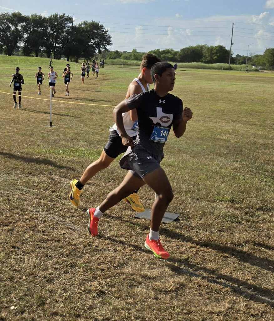 🏃 𝗛𝗢𝗥𝗡𝗘𝗧 𝗖𝗥𝗢𝗦𝗦 𝗖𝗢𝗨𝗡𝗧𝗥𝗬 𝗜𝗦 𝗢𝗙𝗙 & 𝗥𝗨𝗡𝗡𝗜𝗡𝗚! 🏃‍♀️  Our Hornet runners kicked off their season Friday night at the 𝙁𝙧𝙞𝙙𝙖𝙮 𝙉𝙞𝙜𝙝𝙩 𝙇𝙞𝙜𝙝𝙩𝙨 𝙈𝙚𝙚𝙩 𝙞𝙣 𝙎𝙚𝙖𝙡𝙮—and brought home some hardware! 🏅  🧡 𝗝𝗩 𝗚𝗶𝗿𝗹𝘀 – 𝟮𝗻𝗱 𝗣𝗹𝗮𝗰𝗲 𝗧𝗲𝗮𝗺 • Savanah Faust – 3rd • Jaiden Doonan – 6th • Kyra Ellis – 7th • Ajriana Sims – 9th  🖤 𝙅𝙑 𝘽𝙤𝙮𝙨 – 3𝙧𝙙 𝙋𝙡𝙖𝙘𝙚 𝙏𝙚𝙖𝙢 • Eddie – 6th Place & Medalist  On the Varsity boys side, Landon Vykukal led the Hornets with an 18th-place finish.  And what better way to wrap up the night than a Glow Run with all of our runners?! 🌟 A fun start to what we know will be a great season! Way to run, Hornets! 🧡🖤 #CaldwellProud #CaldwellISD