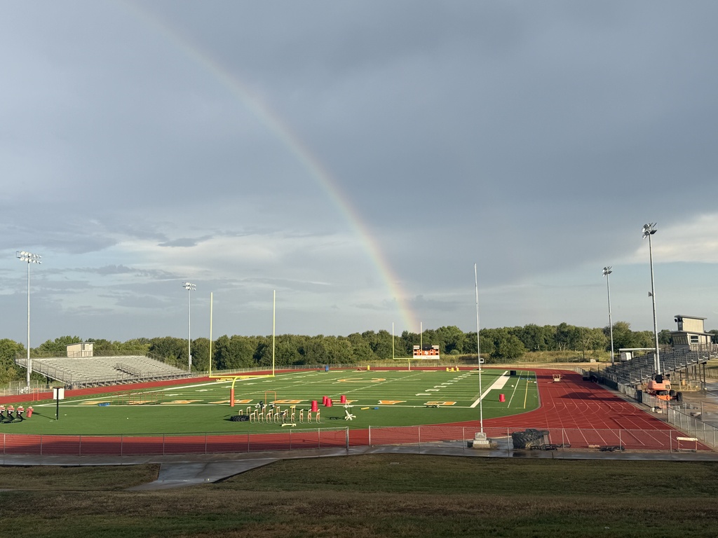 🌈 𝗡𝗼𝘄 𝗧𝗛𝗔𝗧’𝗦 𝗮 𝗴𝗼𝗼𝗱 𝘀𝗶𝗴𝗻. 🧡  A little rain, a little sunshine, and a rainbow stretching right over Hornet Field this morning. We’ll take that as a pretty good way to start the day at Caldwell ISD! 🙌  #CaldwellProud #CaldwellISD