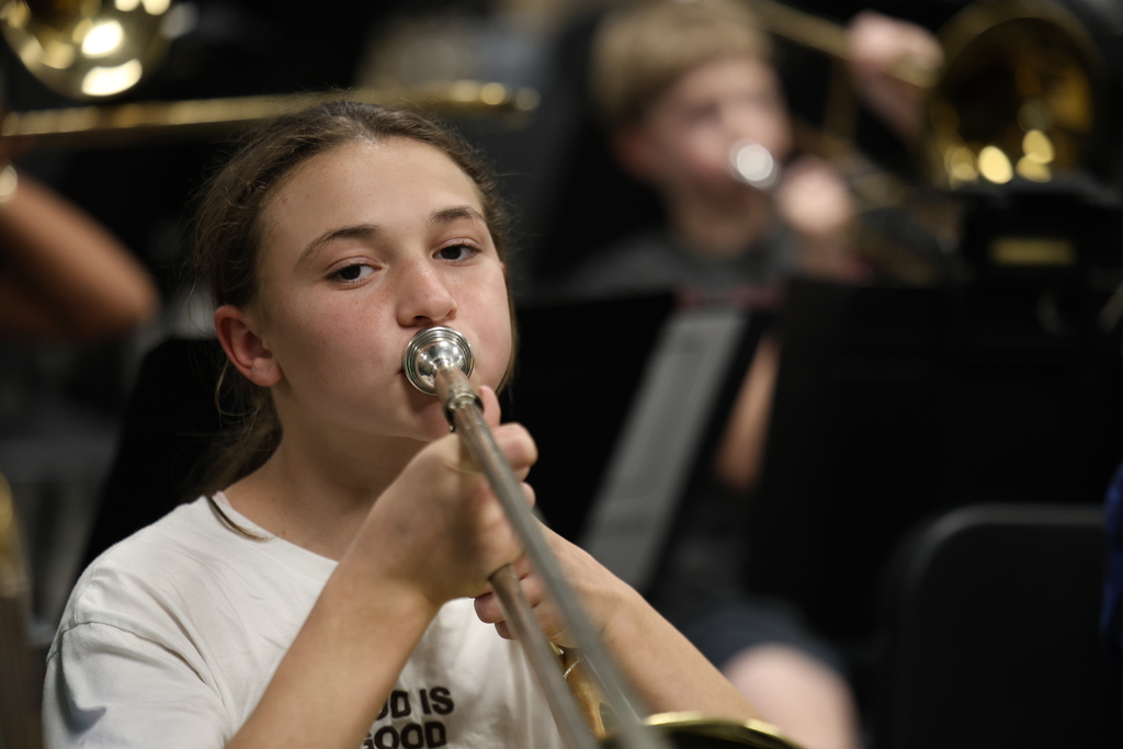 🎶 𝗔𝗻𝗱 𝘀𝗼 𝗶𝘁 𝗯𝗲𝗴𝗶𝗻𝘀…  Today was instrument day for some of our beginner band students, and the trombones officially made their debut! 🎺  There may have been a few interesting sounds along the way 😂, but these future Hornet musicians are officially on their way! 🧡🖤#CaldwellProud #CaldwellISD